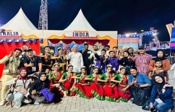 Nityaninada Nrityalaya Troupe Performance in Festival F8 Makassar